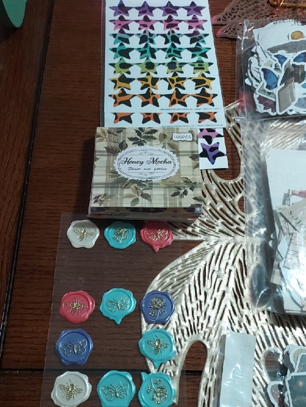 Junk Journalling/Scrapbook Multi-Color Sticker And Paper Pack - Picture 3 of 3
